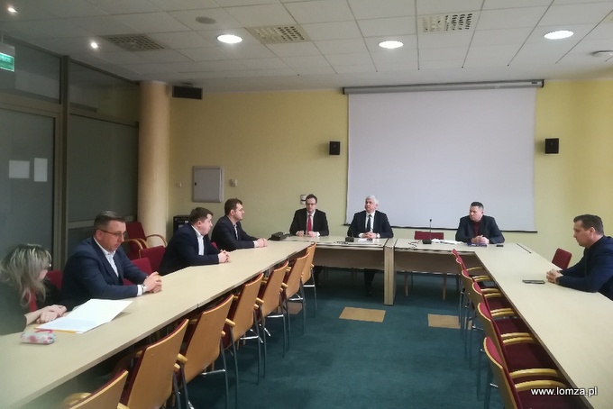 Komunikat po spotkaniu władz Łomży z wojewodą podlaskim