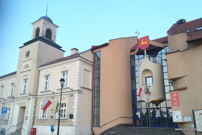 Maseczki trafią do szpitala i seniorów