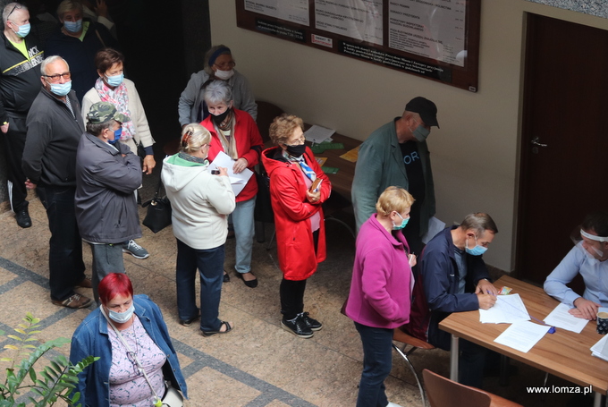 Zapisy na szczepienia dla seniorów tylko do piątku