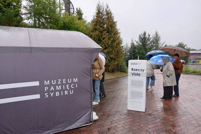 Instalacja upamiętniająca Sybiraków pojawiła się w Łomży