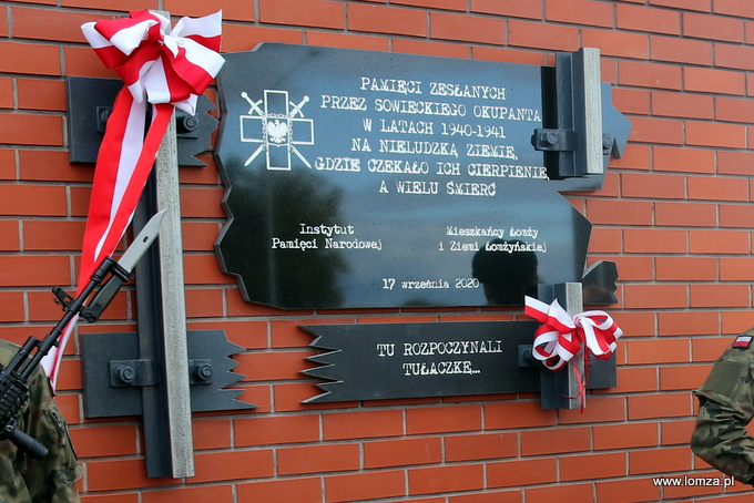 Zawyją syreny w Dzień Sybiraka