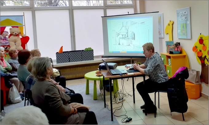 „Senior z pasją w bibliotece”