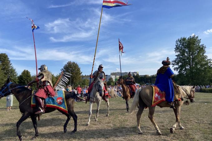 Husaria na pikniku militarnym w Łomży