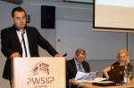Prezydent Łomży Mariusz Chrzanowski oraz Roman Gruszczyk i Bożena Sikora z firmy Delta Partner