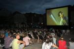 pierwszy film w ramach Letniego Kina Plenerowego mieszkańcy Łomży mogli obejrzeć 31.07. na Starym Rynku