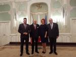 Od lewej: Prezydent Łomży Mariusz Chrzanowski, konsul honorowy Republiki Bułgarii Witold Karczewski, posłanka Bernadeta Krynicka oraz ambasador Republiki Bułgarii Emil Savov Yalnazov