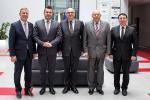 Od lewej: Andrzej Kiełczewski - prezes PPŁ, Mariusz Chrzanowski - Prezydent Łomży, Emil Savov Yalnazov - ambasador Republiki Bułgarii w RP, Witold Karczewski - konsul honorowy Republiki Bułgarii w Białymstoku i Yordan Draganchev - radca handlowy bułgarskiej ambasady 