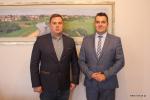 Tomasz Wróblewski z biura OWES w Łomży u prezydenta miasta Mariusza Chrzanowskiego
