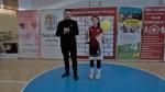 Kapitan drużyny Oliwia Cwalina z Prezydentem Miasta Łomża Mariuszem Chrzanowskim