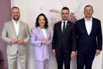 zastępca prezydenta Łomży Piotr Serdyński, poseł Alicja Łepkowska-Gołaś, Maciej Wróbel - sekretarz stanu w Ministerstwie Kultury i Dziedzictwa Narodowego oraz Stefan Krajewski - sekretarz stanu w Ministerstwie Rolnictwa i Rozwoju Wsi 