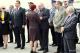 od kupców Prezydent otrzymał bukiet kwiatów