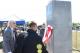 Symbolicznego odsłonięcia obelisku dokonał Andrzej Pilecki, syn rotmistrza. Obok niego Tadeusz Babiel, członek Bractwa Krzyża i autor projektu pomnika