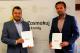 prezydent Łomży Mariusz Chrzanowski i Marcin Kucharski, prezes firmy Busnex Poland